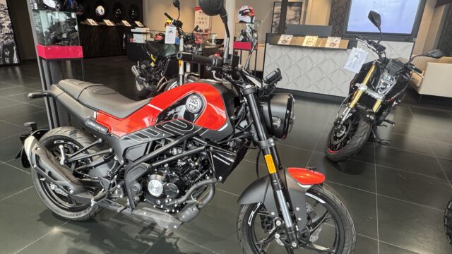 VELASCO_MOTORBIKES5