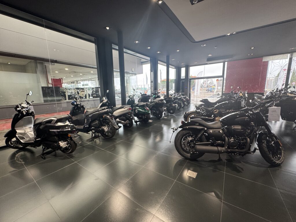VELASCO_MOTORBIKES6