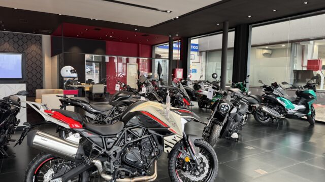 VELASCO_MOTORBIKES_PRINCIPAL